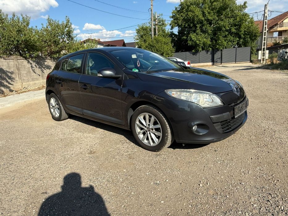 Renault Megan 1.9 dci, 131 cp, A/C, senzori parcare, Euro 5