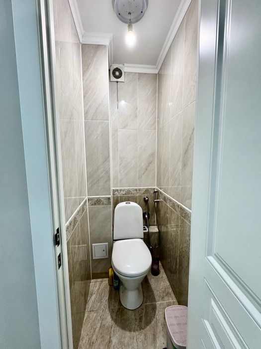 Продаётся 4 комн. кв - мкр.Степной-4, дом 12