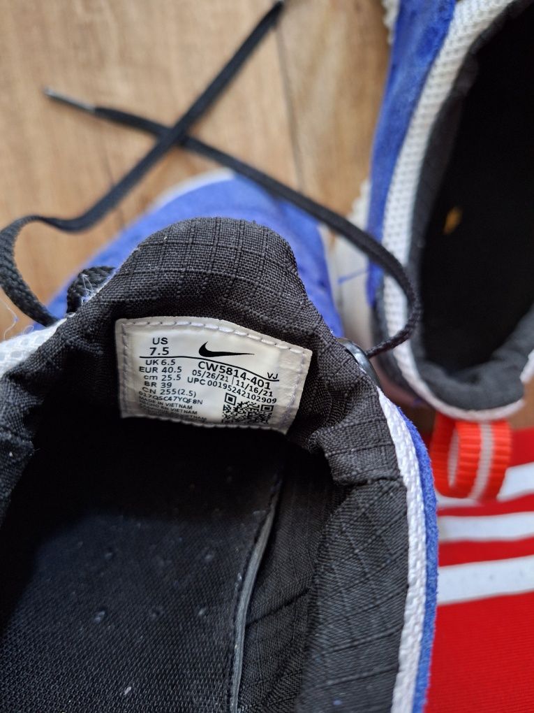 Маратонки Nike Р-р 40,5