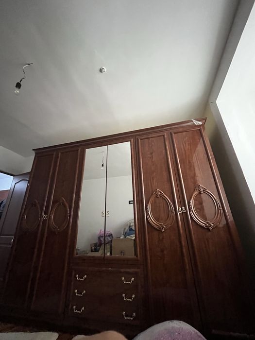 Спальный гарнитур