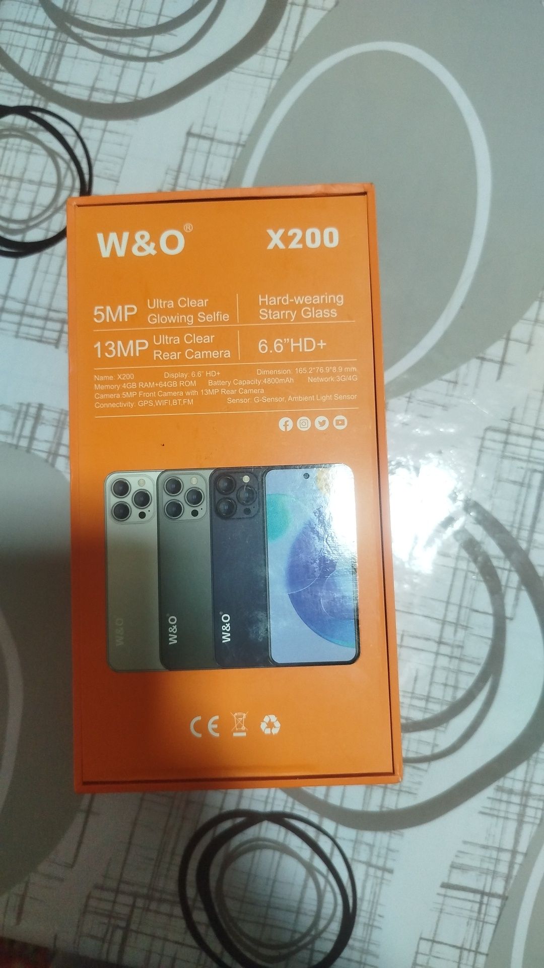 Telefon sotiladi shoshilib qolila