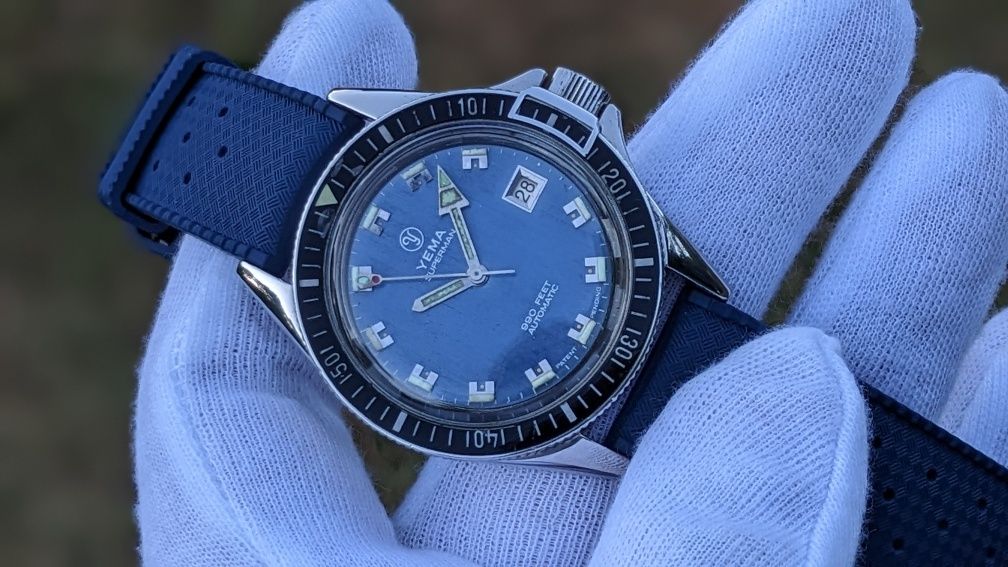 Yema 24.11.17 Superman Vintage Diver / 39mm Automatic