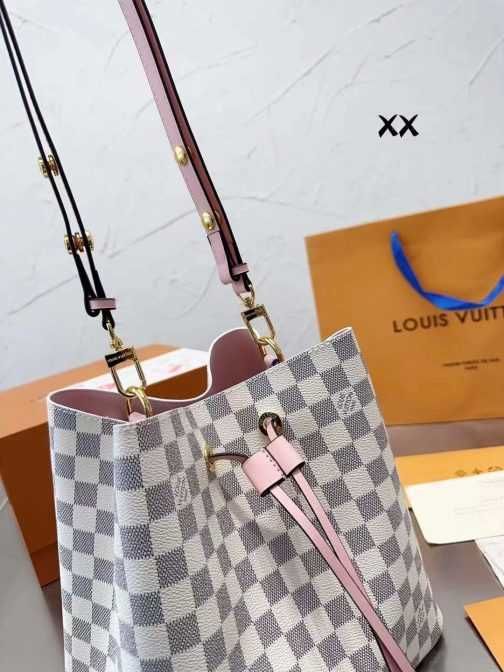 Geantă elegantă pentru femei  Louis Vuitton 0508