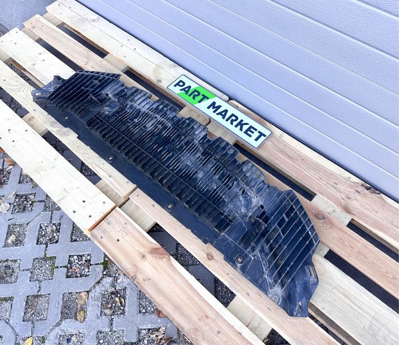 Кора под радиатори AUDI A7 C7 S Line 4G8807611A