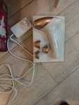 Фотоепилатор Philips Lumea