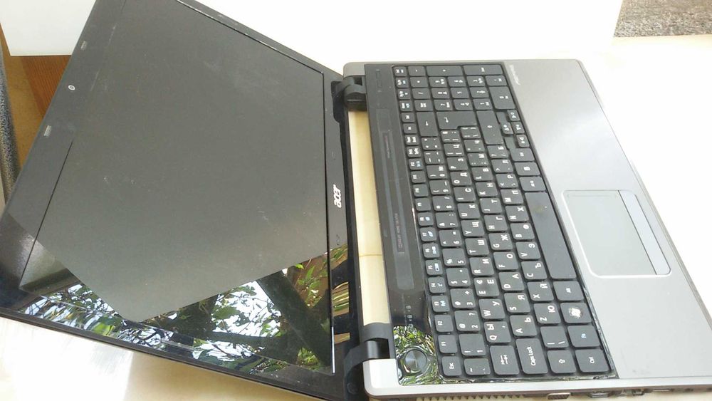 Acer Aspire 5553G за части със зарядно