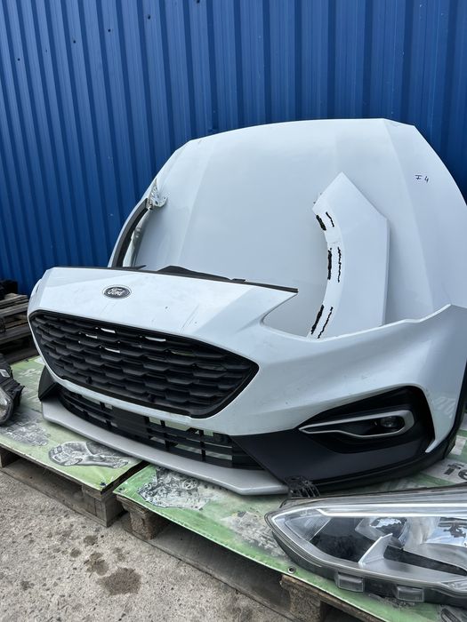 Capotă , trager, bară față, faruri Ford Focus 4  Active 2019