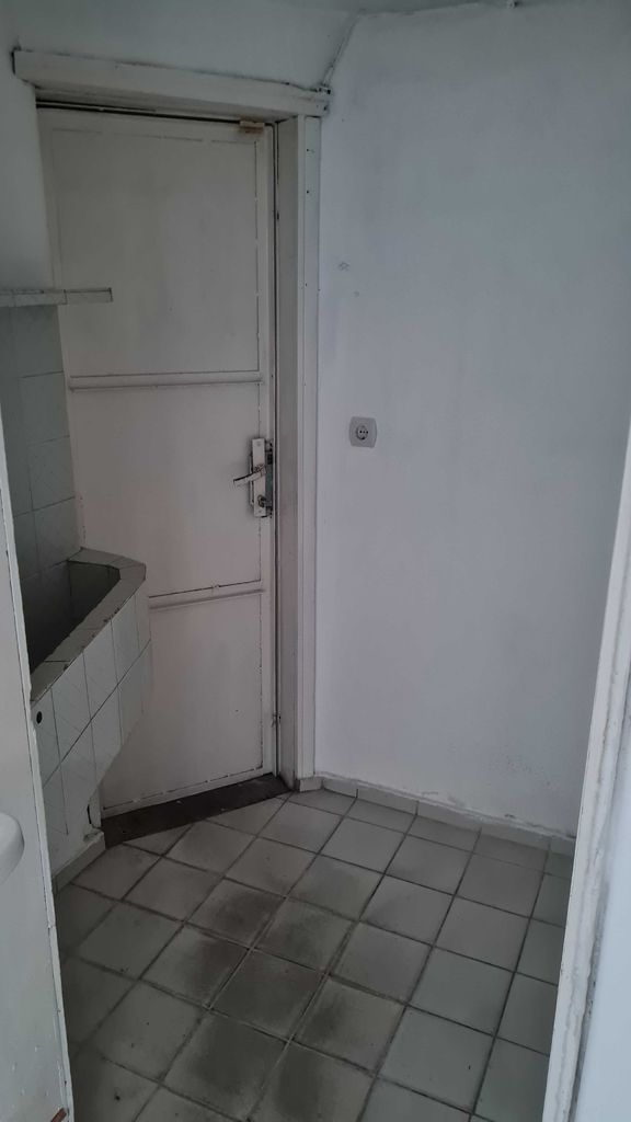Дава се под наем Офис в Пловдив, Мараша - 17 кв.м за 153 € - Снимка #9