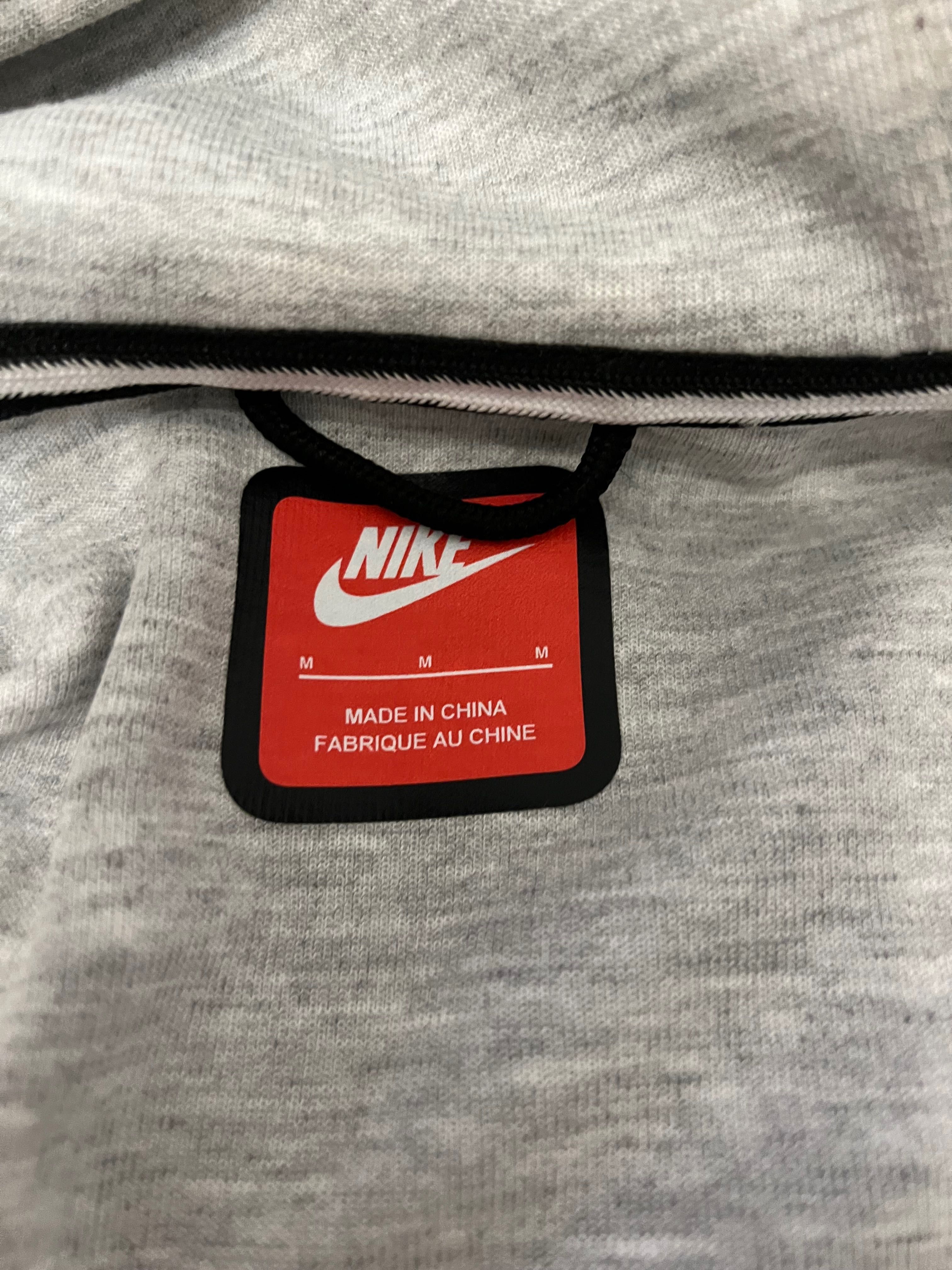 Nike Tech Fleece екип М размер