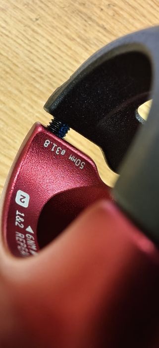 Лапа SIXPACK Menace 31.8х50mm за Enduro/Downhill