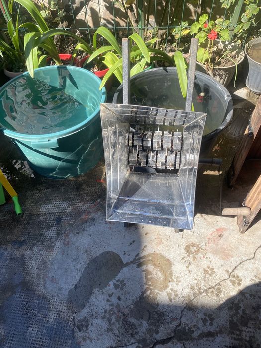 Tocator pentru fructe manual