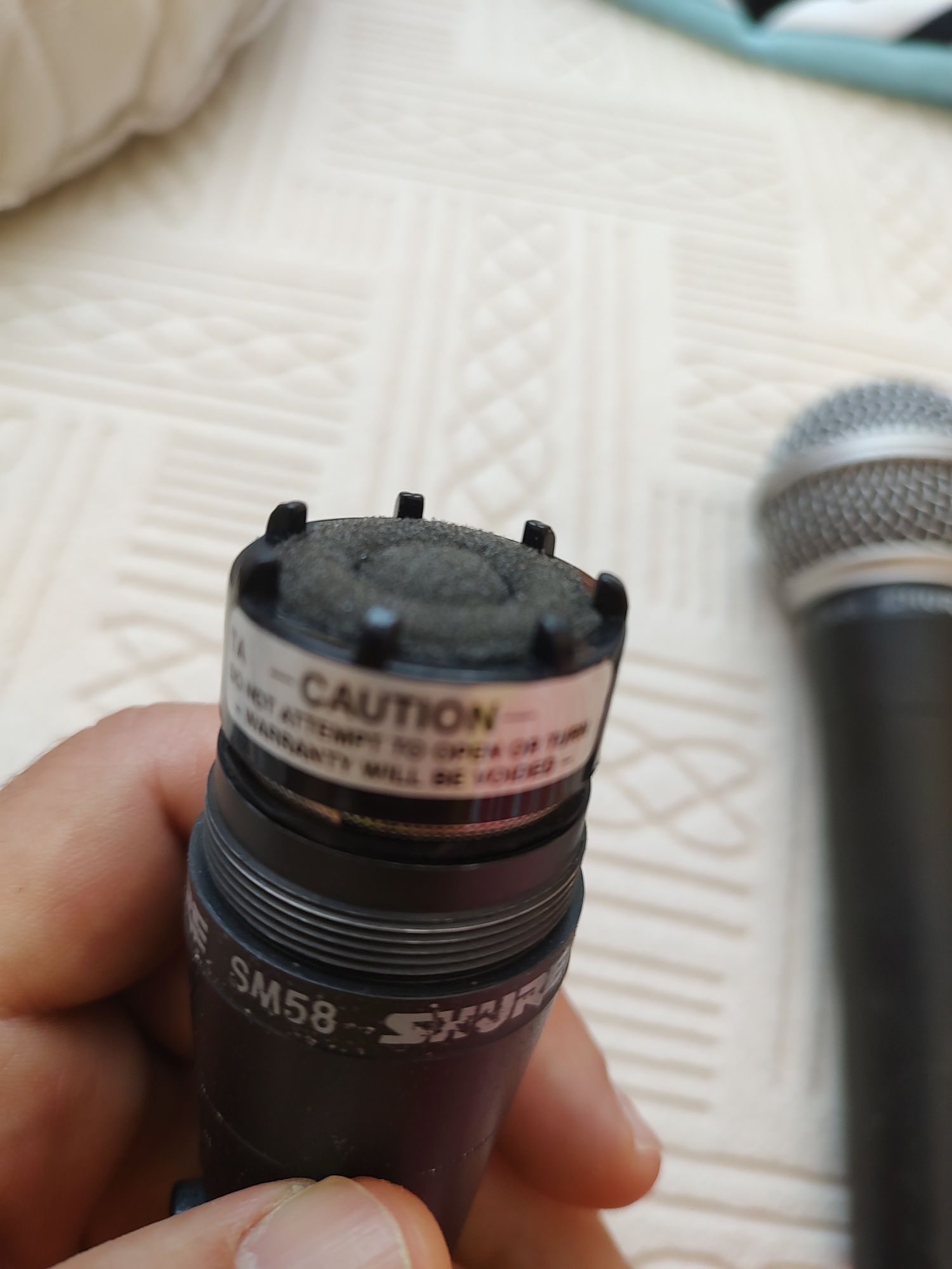 Продавам микрофони Shure sm 58