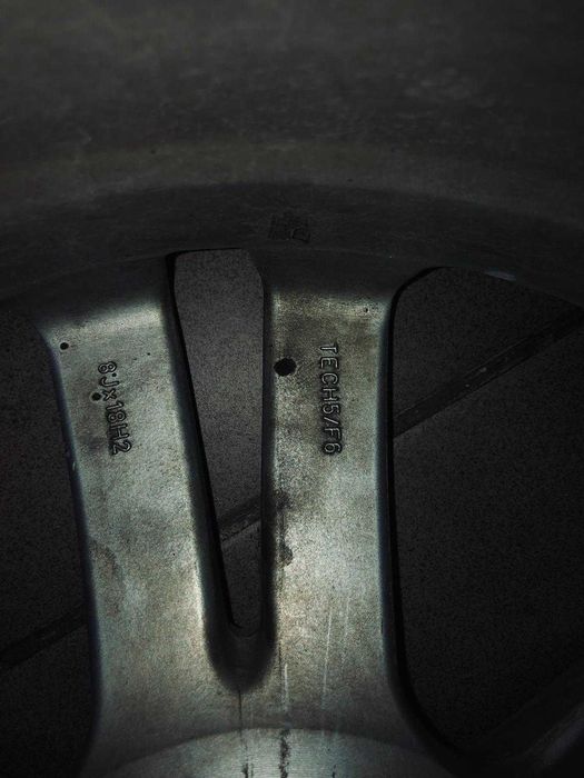 Jante Renault RS FondMetal 4X100 cu cauciucuri bune din 2018