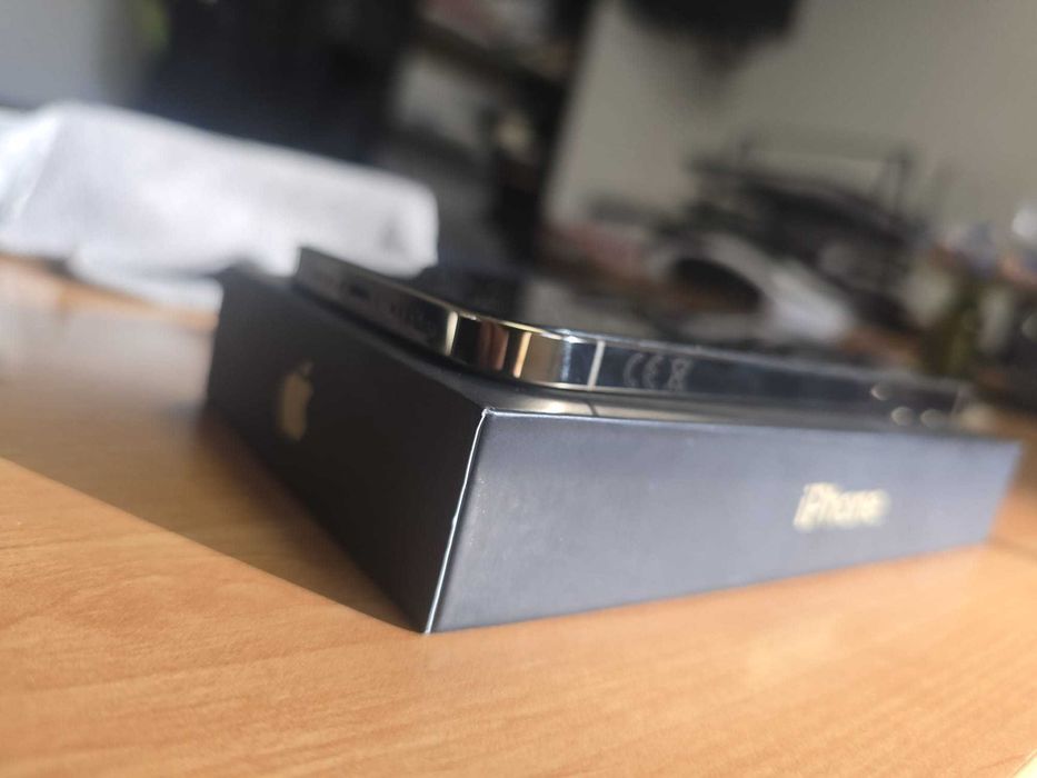 Iphone 12 ProMax  Gold 256 Gb   Sanatate baterie peste 85 %