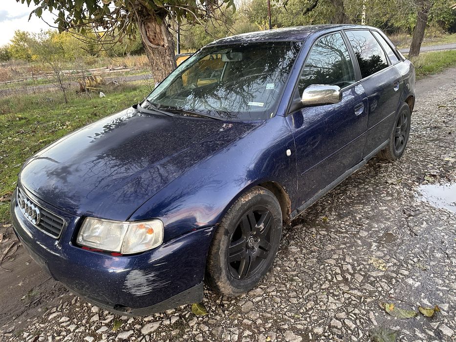 Ауди а3 8л 1.6 може цяло може и на части