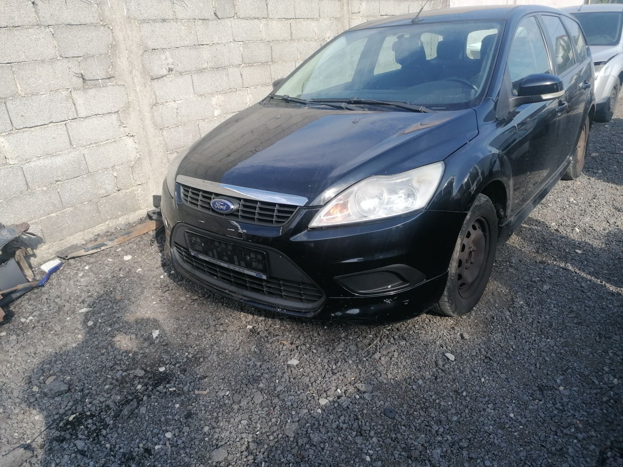 Haion usa bara bara spate Ford Focus, break facelift