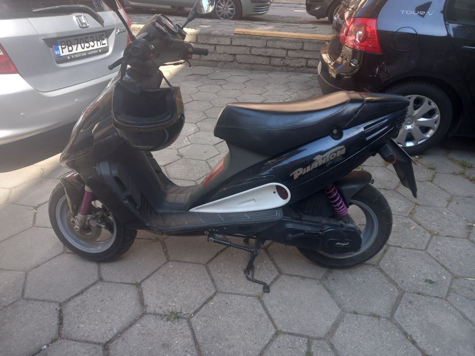 Продавам скутер  Малагути