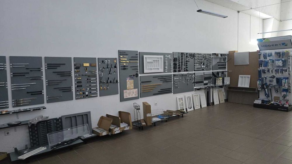 Depozit+Magazin online in Husi, Vaslui - Feronerie si accesorii mobila