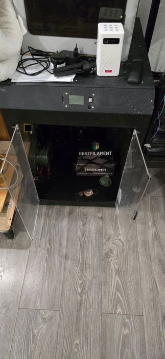Продам 3d ПРИНТЕР.  закрытая камера печати