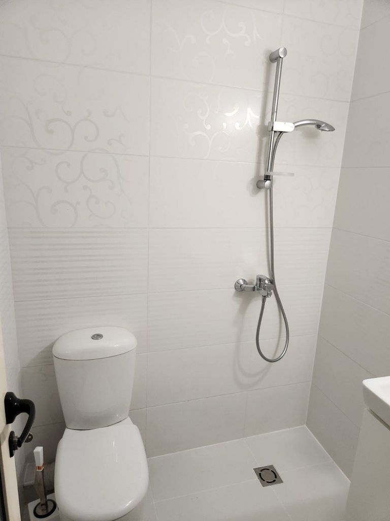 Дава се под наем Тристаен апартамент в Пловдив, Мараша - 120 кв.м за 700 € - Снимка #6
