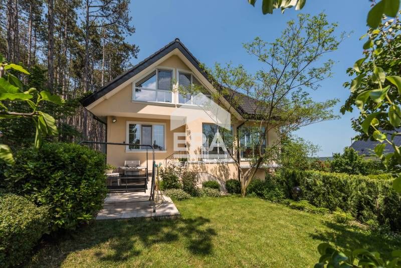 Продава се Къща в Варна, Виница - 509 кв.м за 1356 €/кв.м - Снимка #4