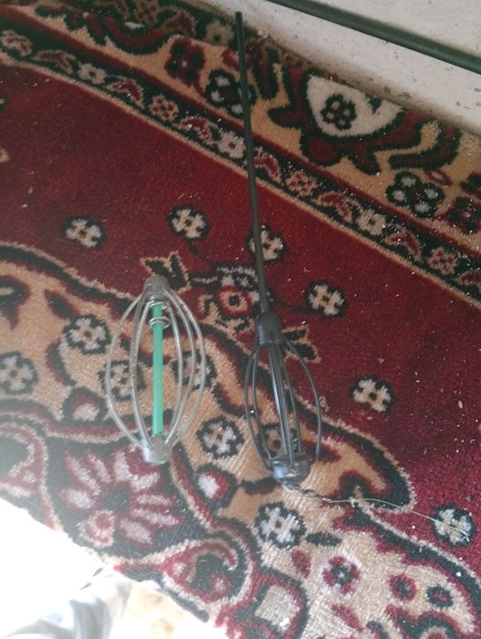 Vând tot ce se vede