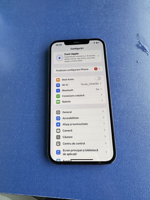 Iphone 13 red neverlock