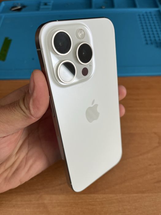 Iphone 15 pro 128 GB 88%