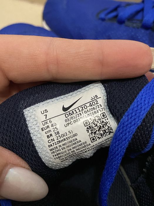 Маратонки Nike 40 размер