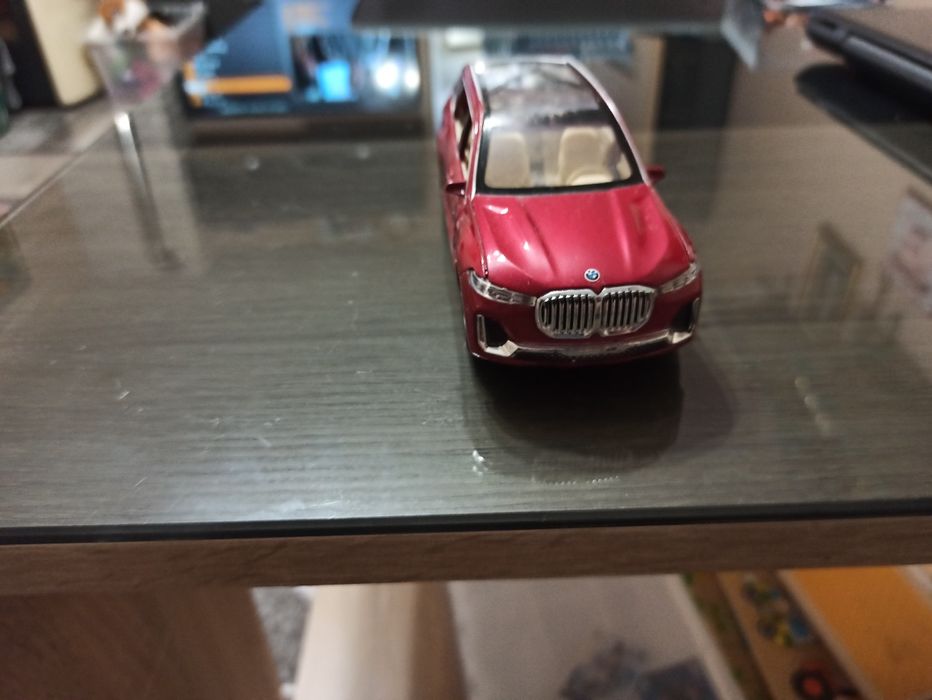 Метална колекционерска количка BMW