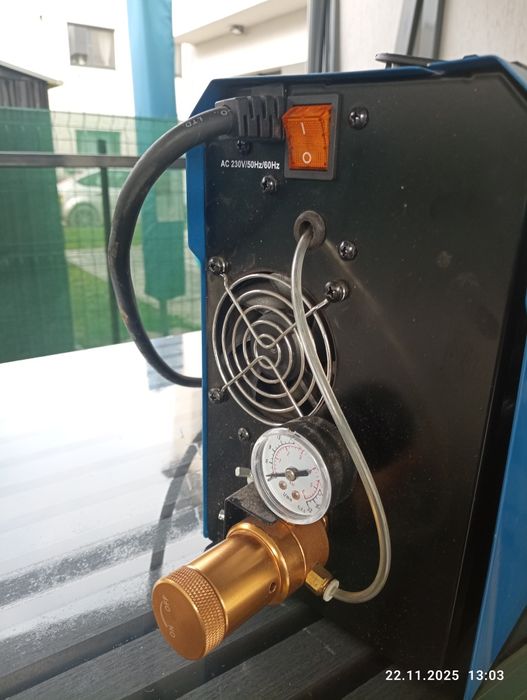 Aparat sudura cu sirma și electrod