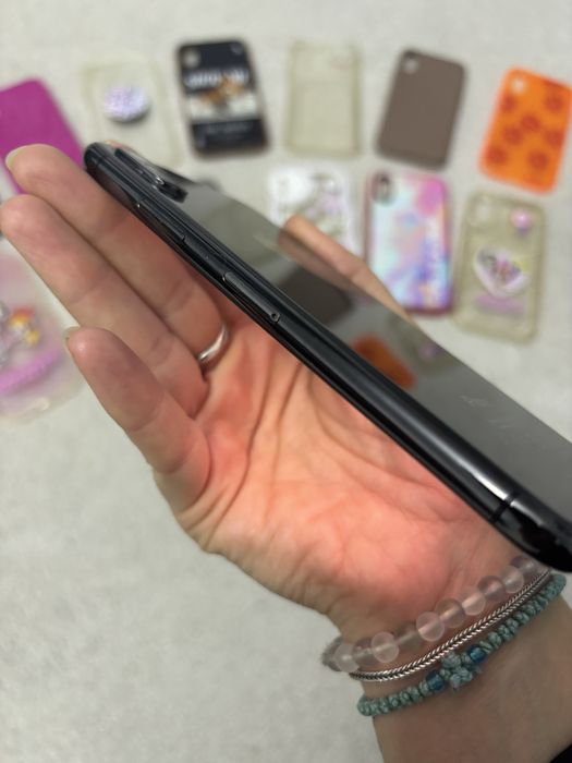 Iphone X  negru 128 GB