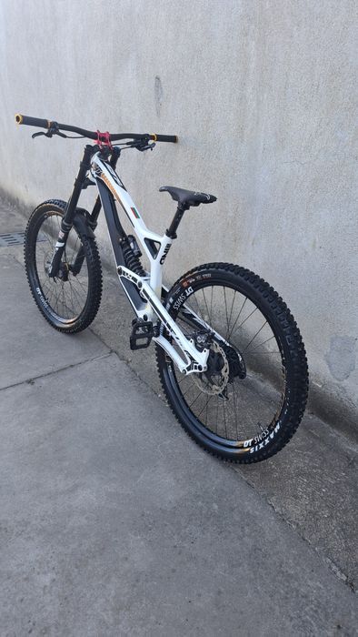 Yt tues cf carbon 2018 27.5 L