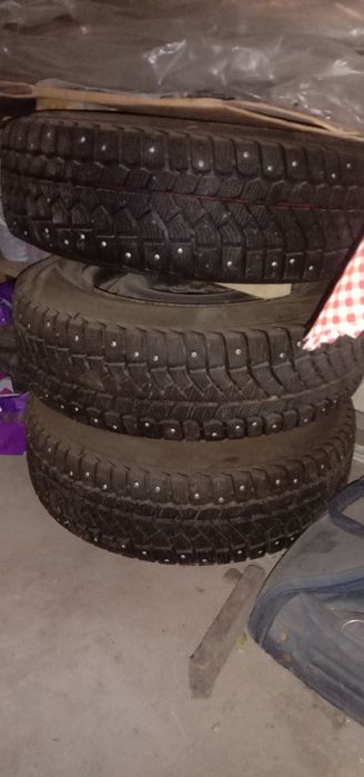 Шины с дисками в отличном состоянии