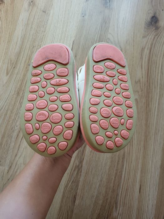 Guess бебешки дрехи