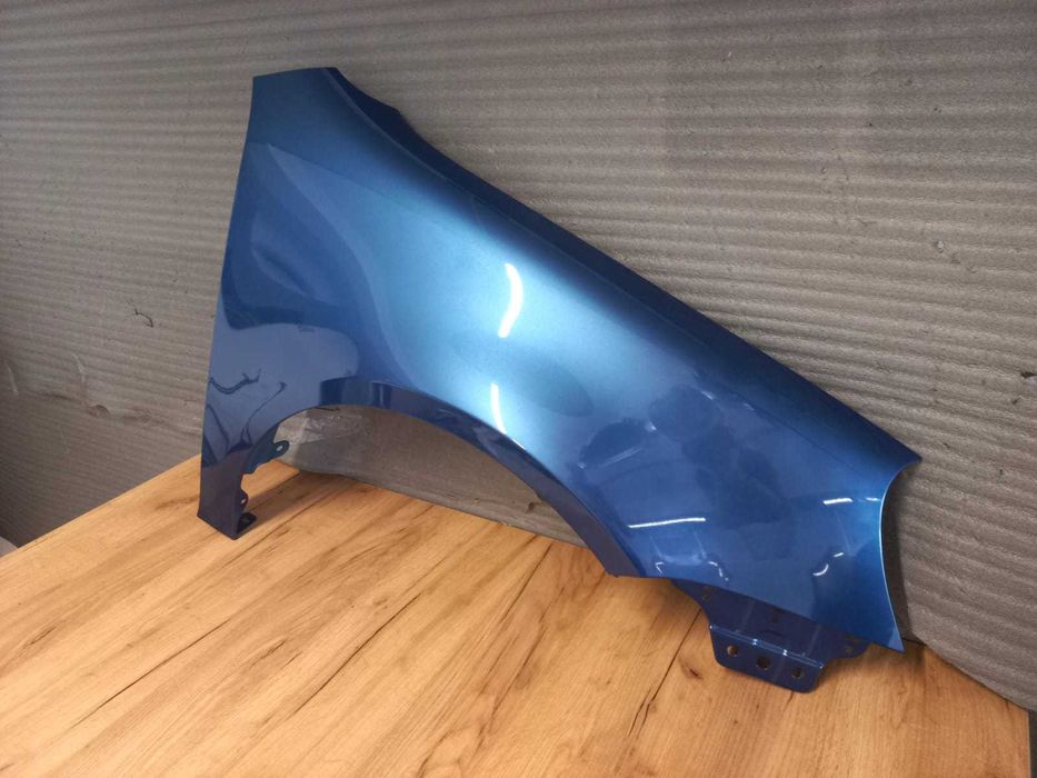 Aripa Fata Dreapta VW Golf 5/V 2004-2008 (LA5K (Albastru))