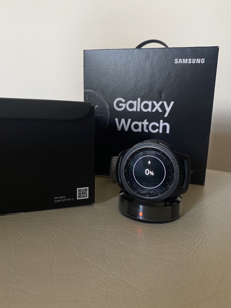 Samsung Galaxy watch 42mm - смарт часовник