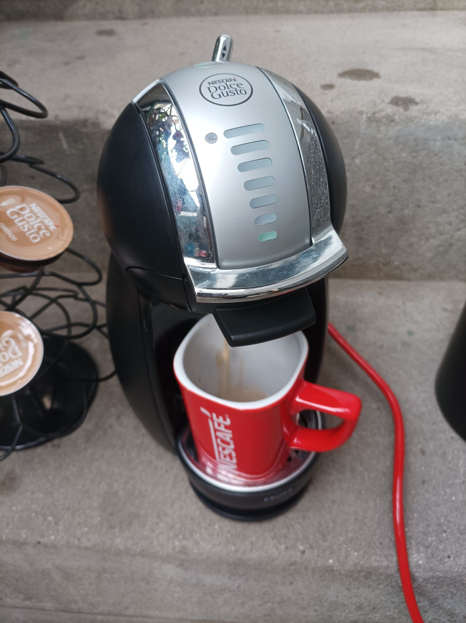 Кафемашина Nescafe Dolce Gusto Genio 2