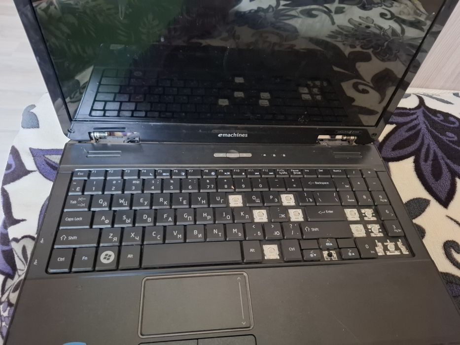 Нотбук на запчасти