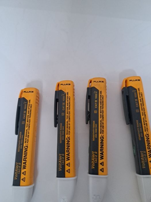 Tester Tensiune Fluke