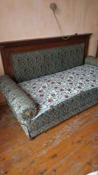 Sofa cu tablie tapitata ,anii`40