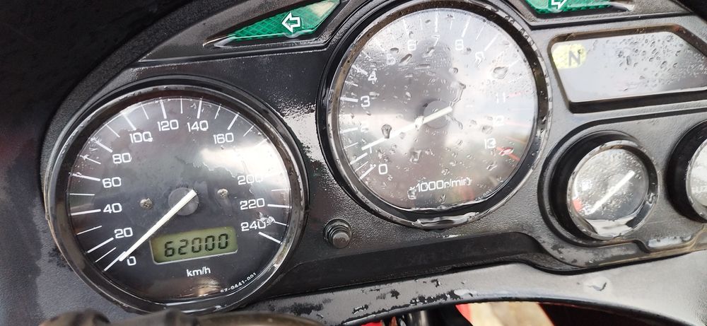 suzuki gsx600f   600cmc 57kw