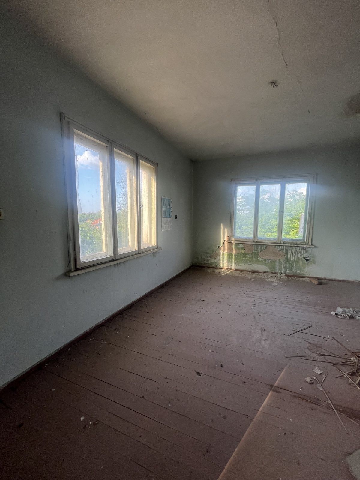 Продавам къща в село Гранит