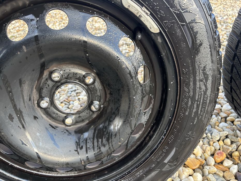 Jante gama vag cu anvelope 215/60r16 iarna