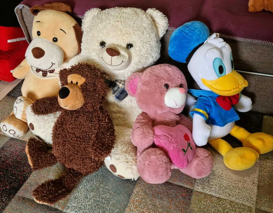 Jucarii de plus diverse modele - dimensiune mare