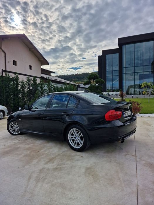 Bmw seria 3 318i 2010 euro 5