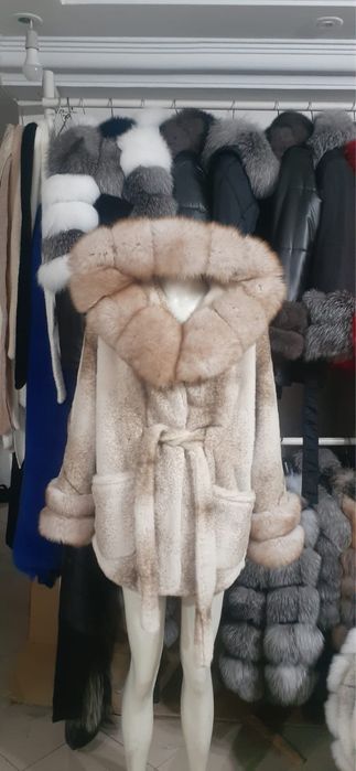 Palton alcantara blana naturala