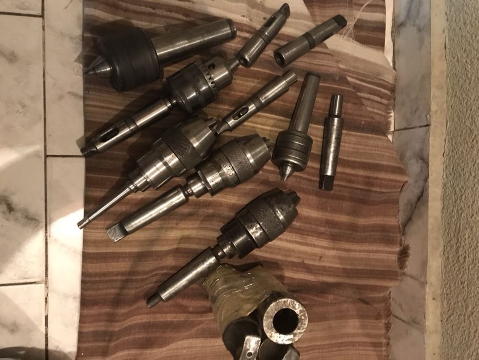 Conuri Morse, Mandrine