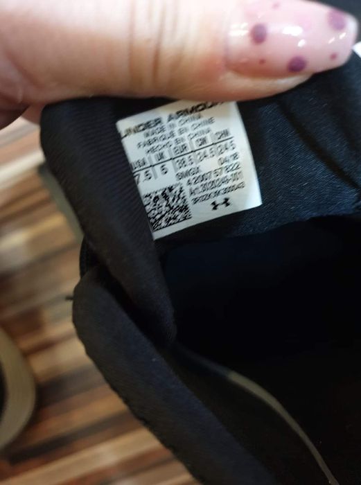 Adidași under armour mărimea 38,5