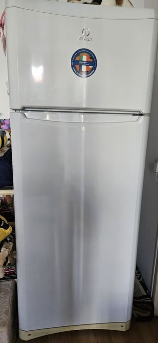 Frigider Indesit